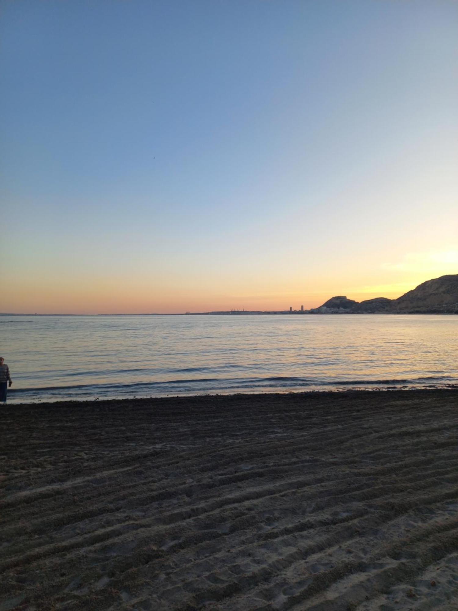 La Remera Playa Alicante Exterior photo